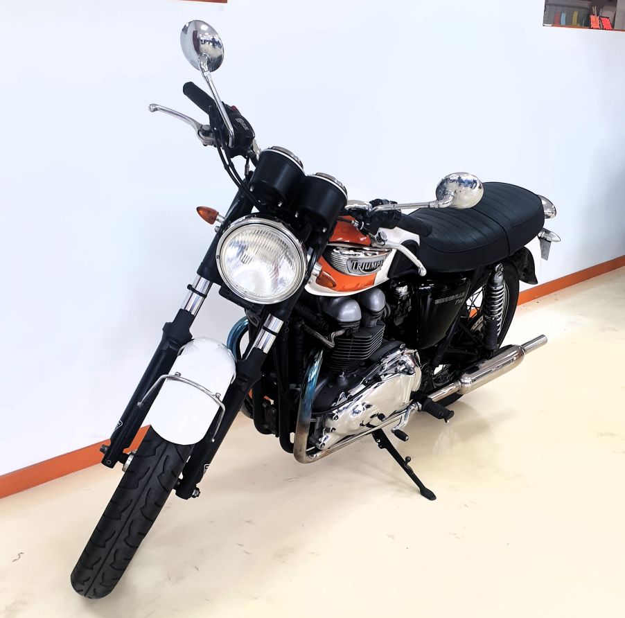 TRIUMPH BONNEVILLE T100 - 2005 - 33 522 KMS