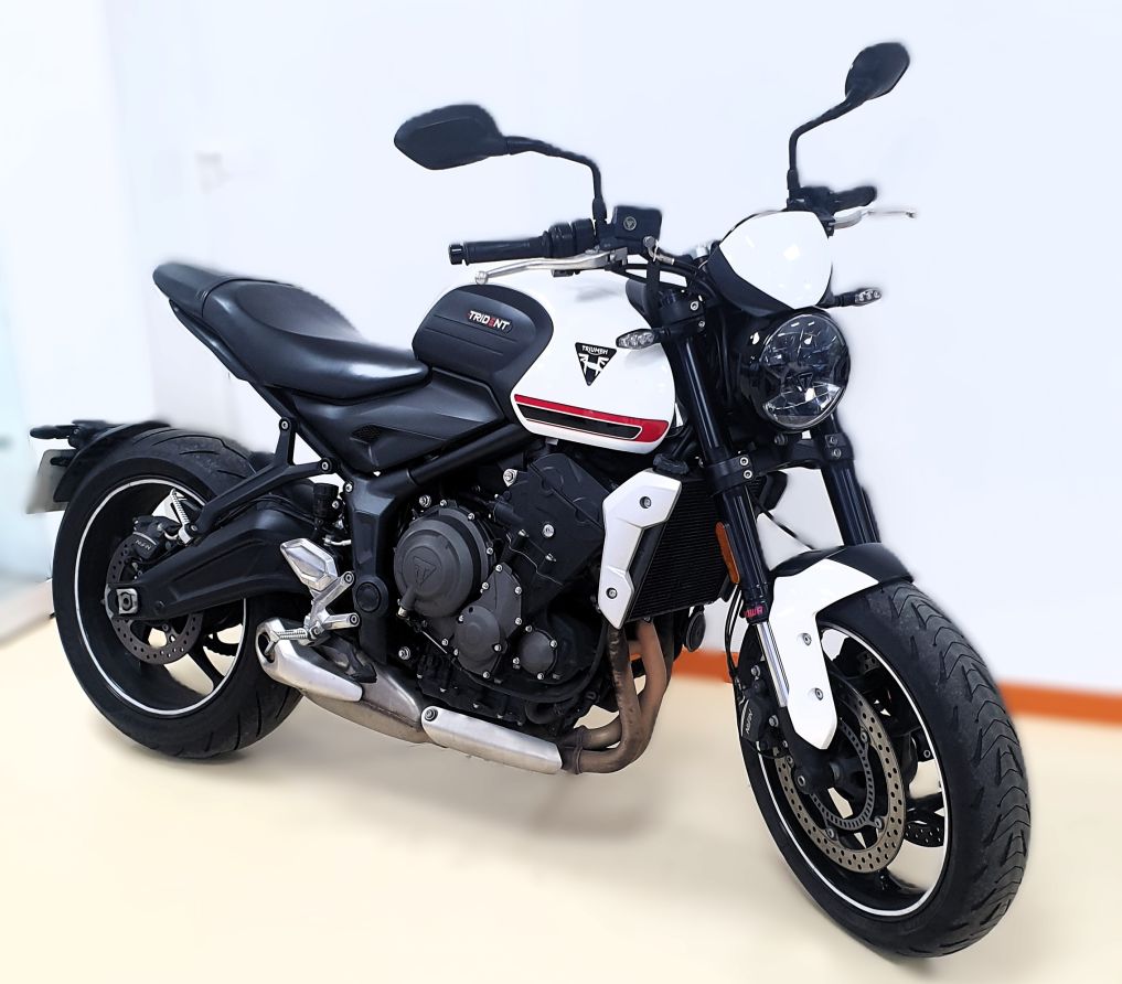 TRIUMPH TRIDENT - 2022 - 19 297 KMS