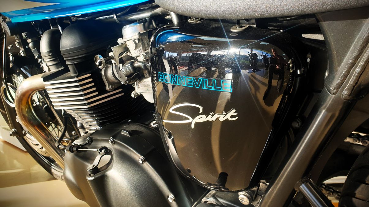 TRIUMPH BONNEVILLE SPIRIT - 2015 - 27 405 KMS