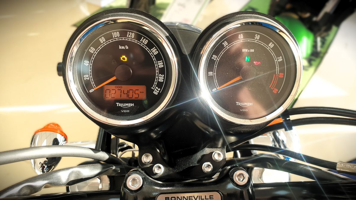 TRIUMPH BONNEVILLE SPIRIT - 2015 - 27 405 KMS
