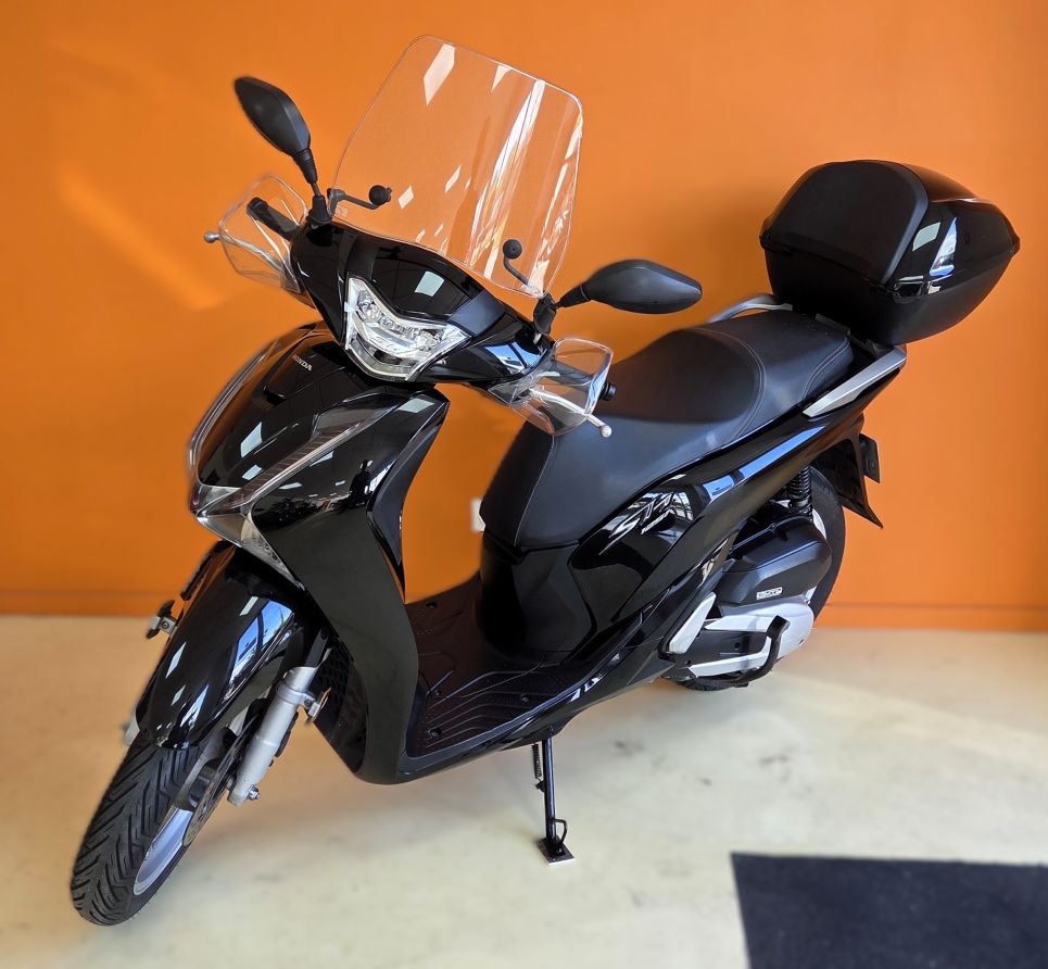 HONDA SH 125 - 2019 - 18 266 km