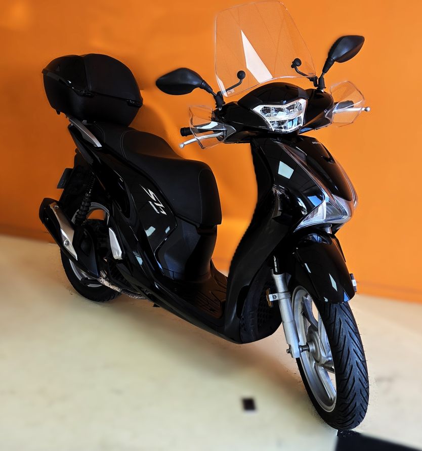 HONDA SH 125 - 2019 - 18 266 km