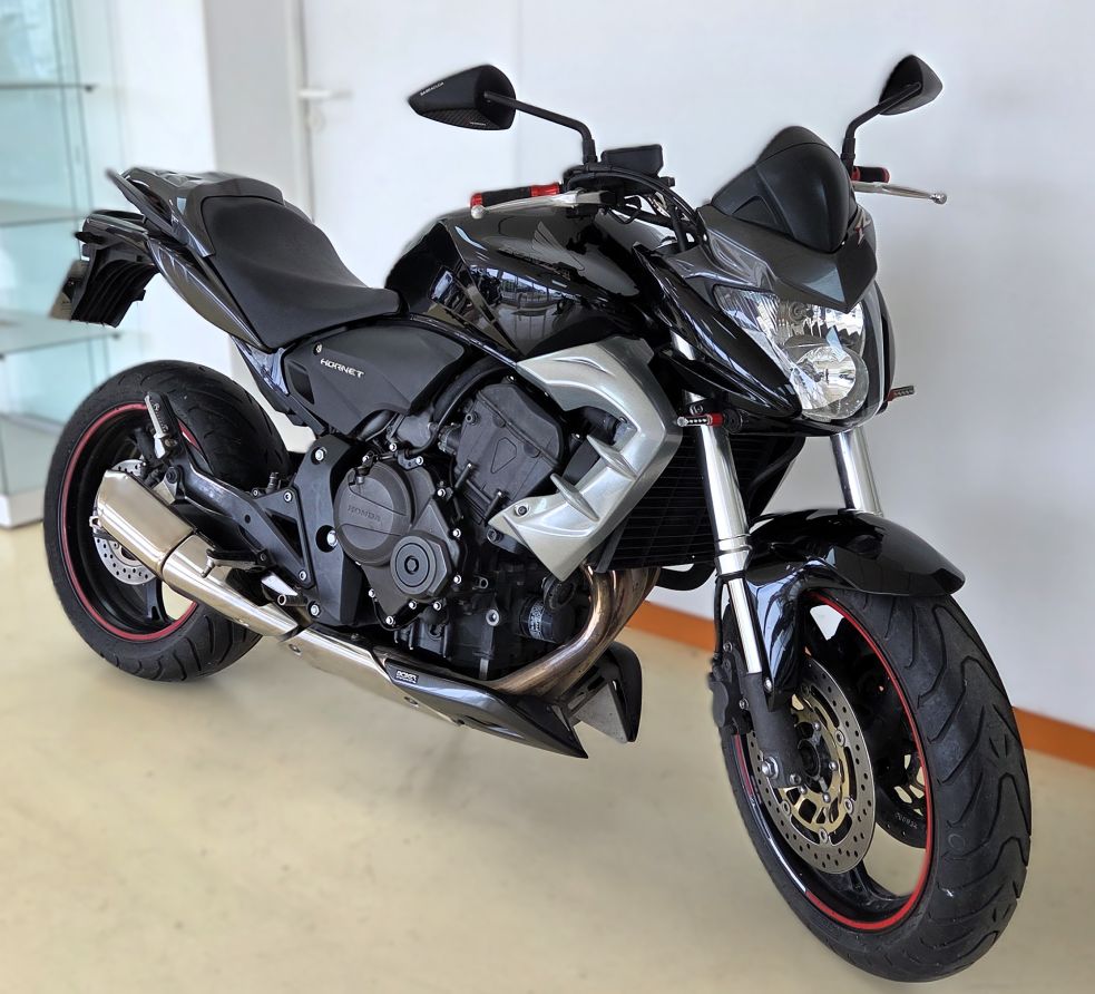 HONDA HORNET 600 - 2010 - 15651 KM