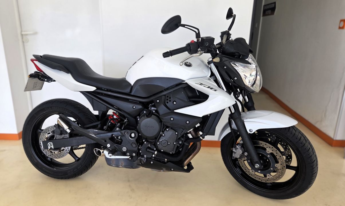 YAMAHA XJ6 - A2 - 2012 - 46356 KM