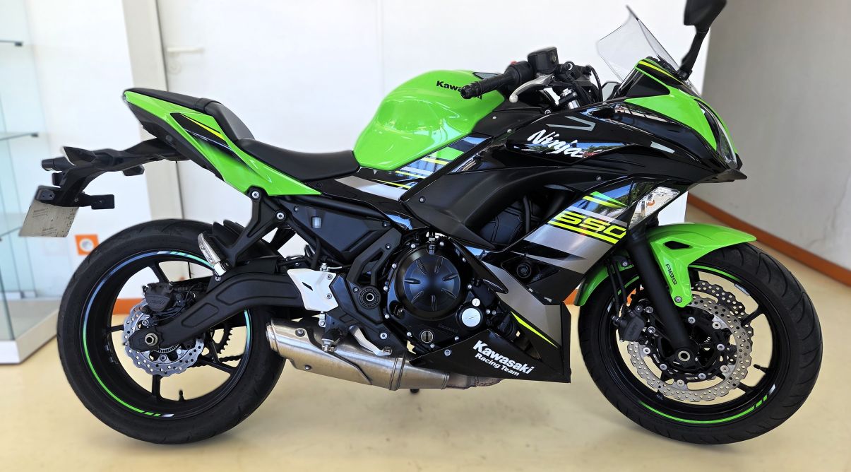 KAWASAKI NINJA 650 A2 - 2019 - 15 681 KMS