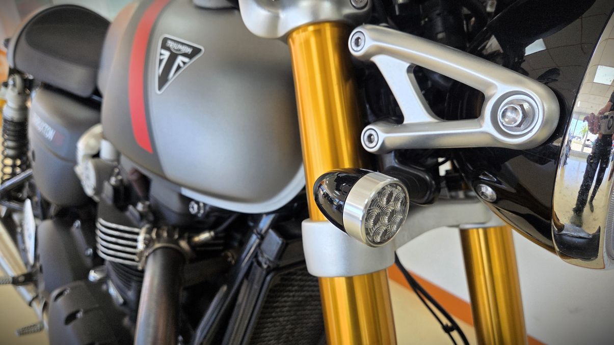 RIUMPH RS 1200 THRUXTON - 2020 - 13 595 KM