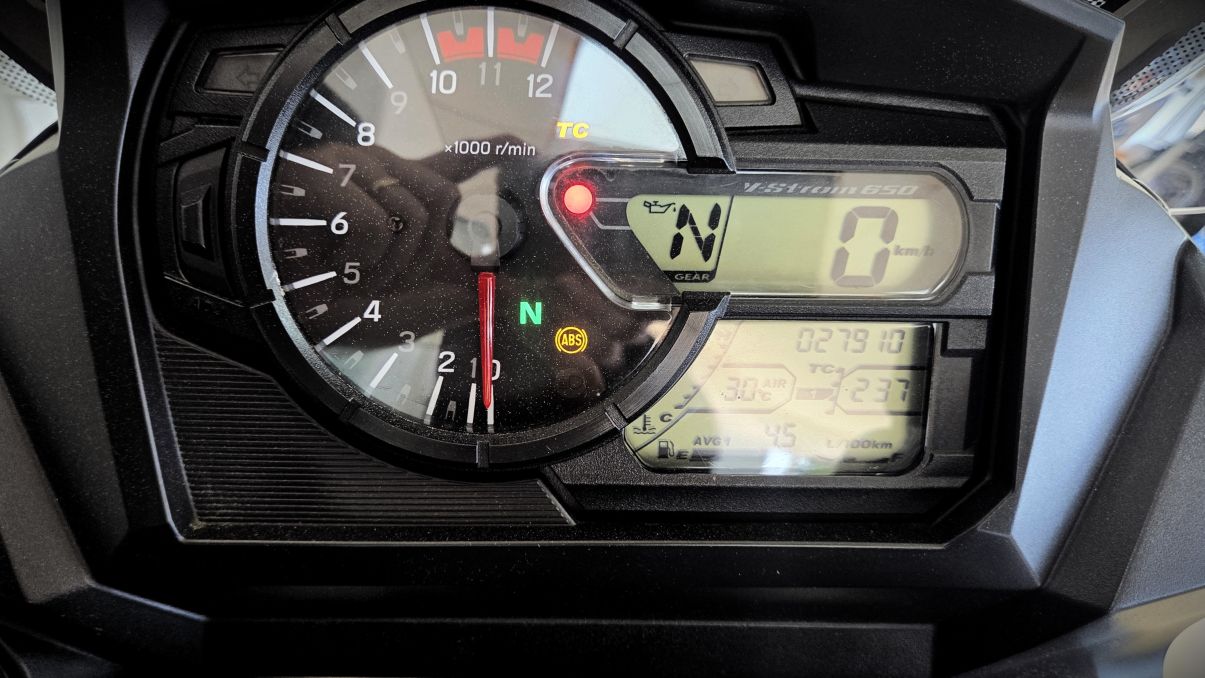 SUZUKI VSTROM 650 - 2018 -27 905 KM
