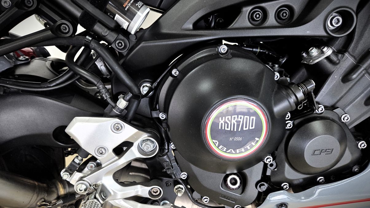 YAMAHA XSR 900 ABHART (n°506/595) - 2019 – 24 518 kms