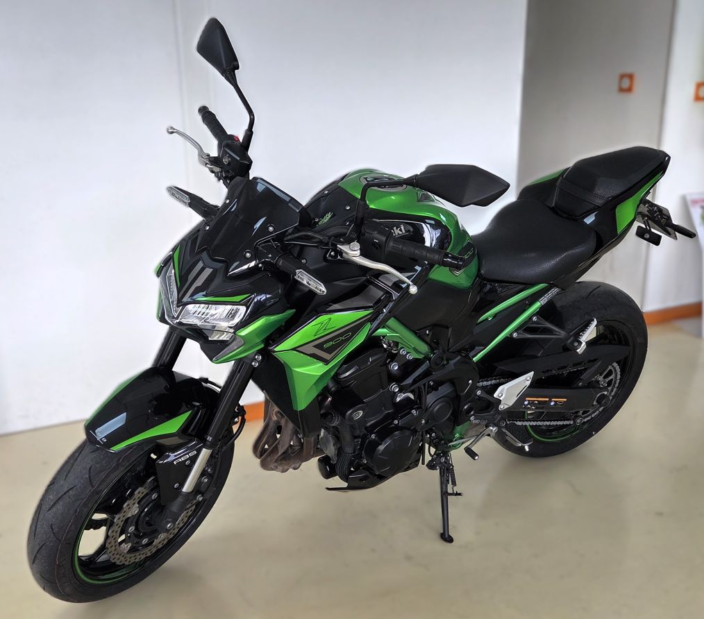 KAWASAKI Z 900 - 2022 - 7100 KM  