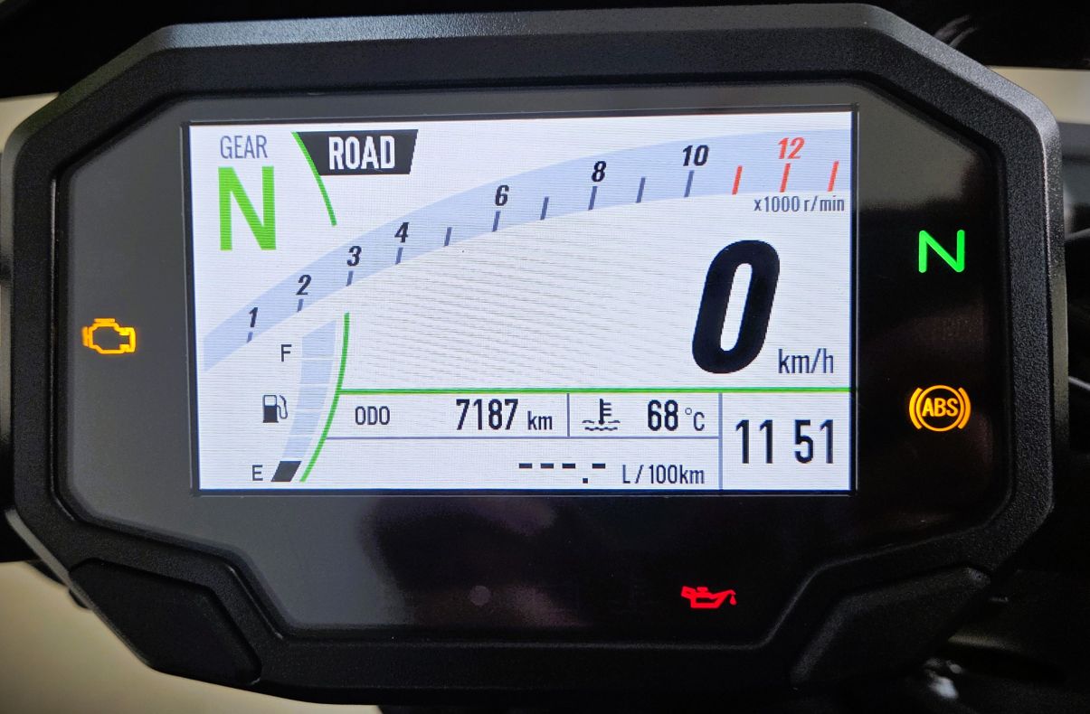 KAWASAKI Z 900 - 2022 - 7100 KM  