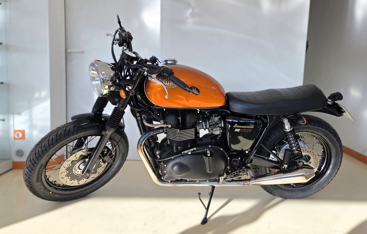 TRIUMPH BONNEVILLE T100 Mecatwin - 2010 - 25 201 KMS 
