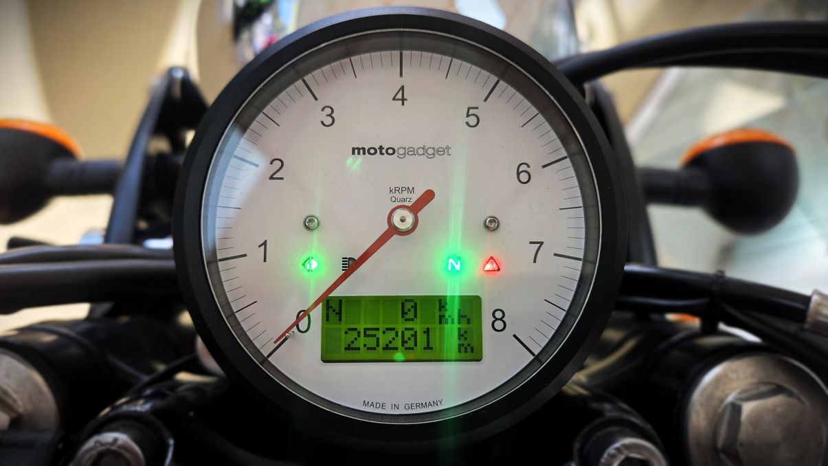 TRIUMPH BONNEVILLE T100 Mecatwin - 2010 - 25 201 KMS 