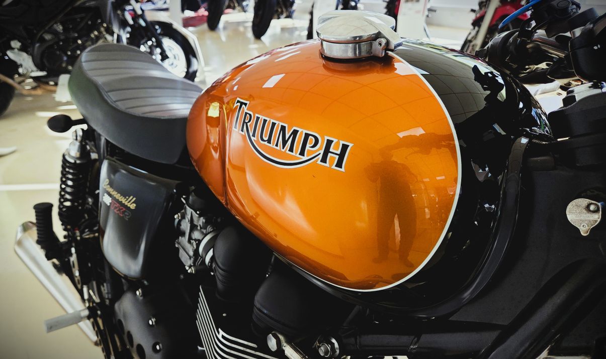 TRIUMPH BONNEVILLE T100 Mecatwin - 2010 - 25 201 KMS 