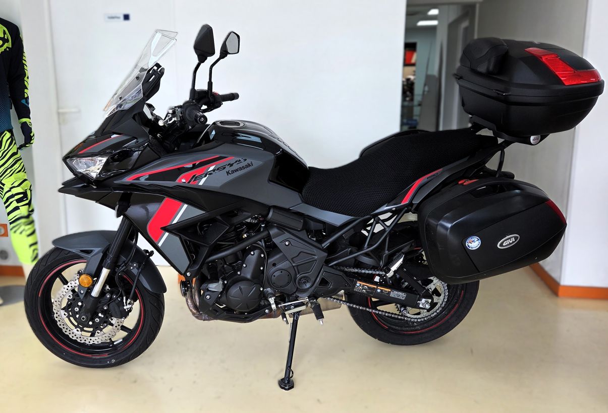 KAWASAKI VERSYS 650  - 2024 - 2 461 KM 