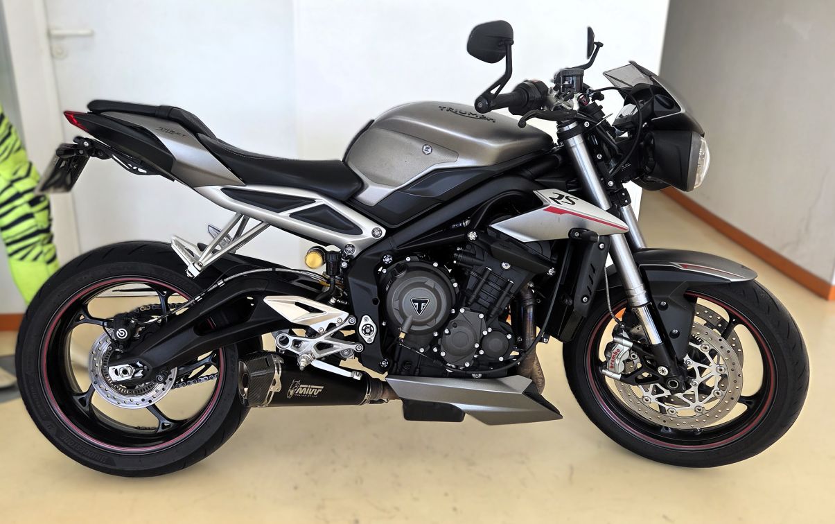 TRIUMPH STREET TRIPLE RS 765 - 2017 - 26 975 KM  