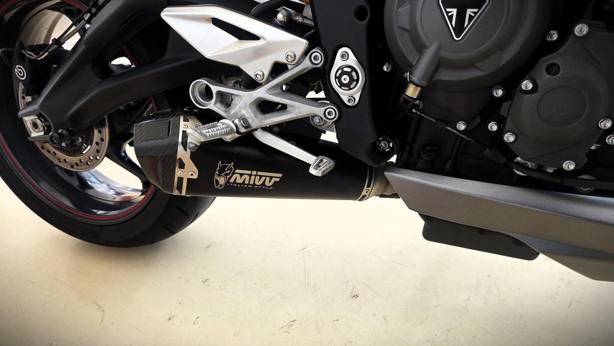 TRIUMPH STREET TRIPLE RS 765 - 2017 - 26 975 KM  