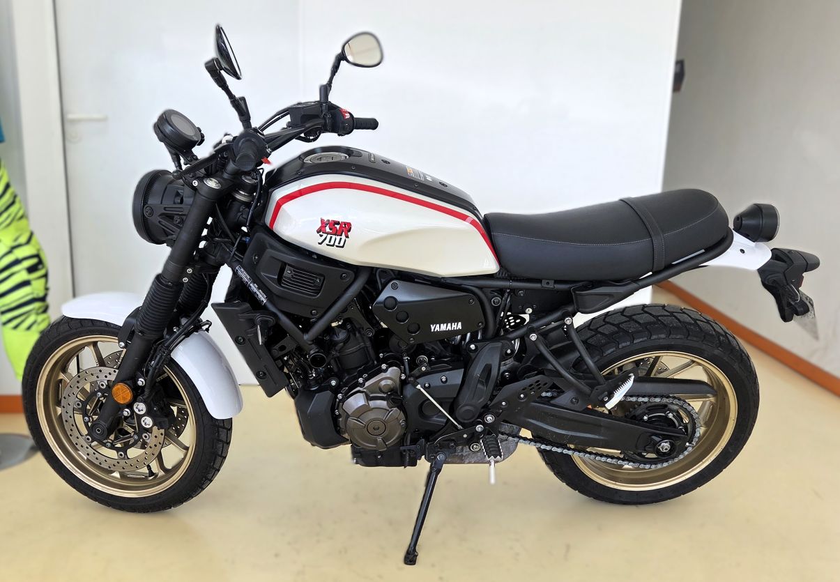 YAMAHA XSR 700  - 2022 – 07 076 kms 