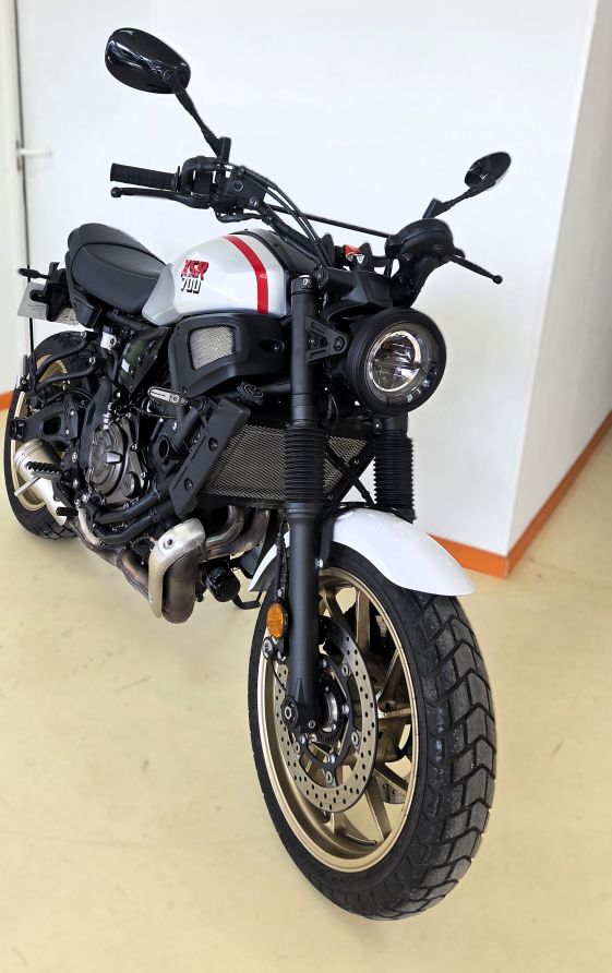 YAMAHA XSR 700  - 2022 – 07 076 kms 