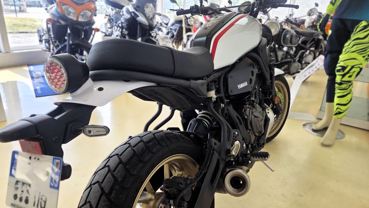 YAMAHA XSR 700  - 2022 – 07 076 kms 