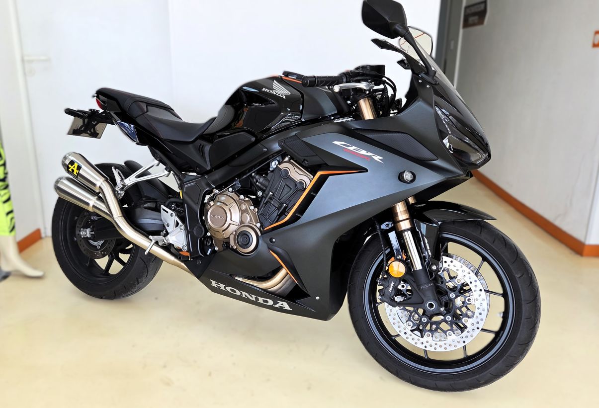 HONDA CBR650R - 2022 - 6 870 KM  