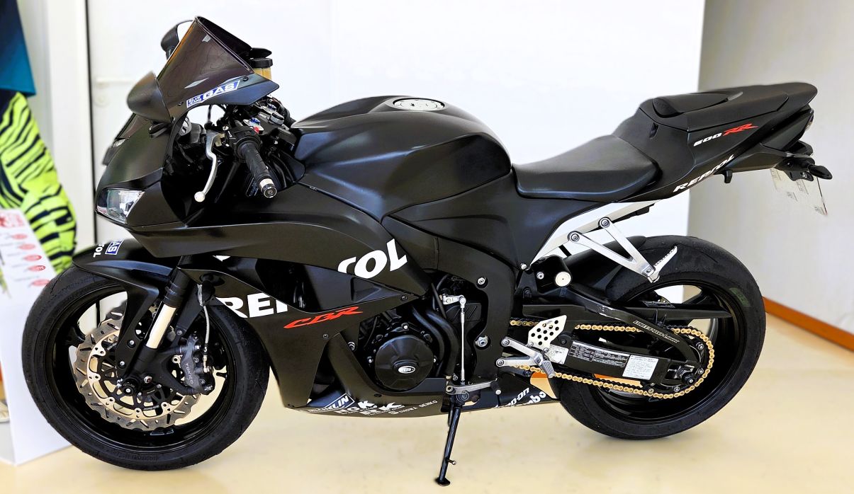 HONDA CBR 600 RR - 2007 - 48 504 KM 