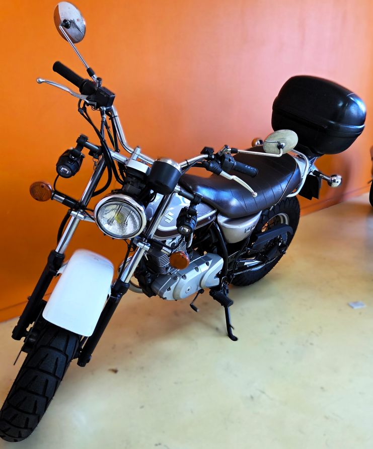 SUZUKI VANVAN 125 - 2010 - 42 159 KM 