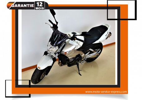 SUZUKI GSR 600 2010 29 819 km 