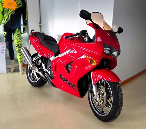 Moto Service Express Reparation Moto Merignac HONDA VFR 800 FI 2001 37 009 KM 5 1